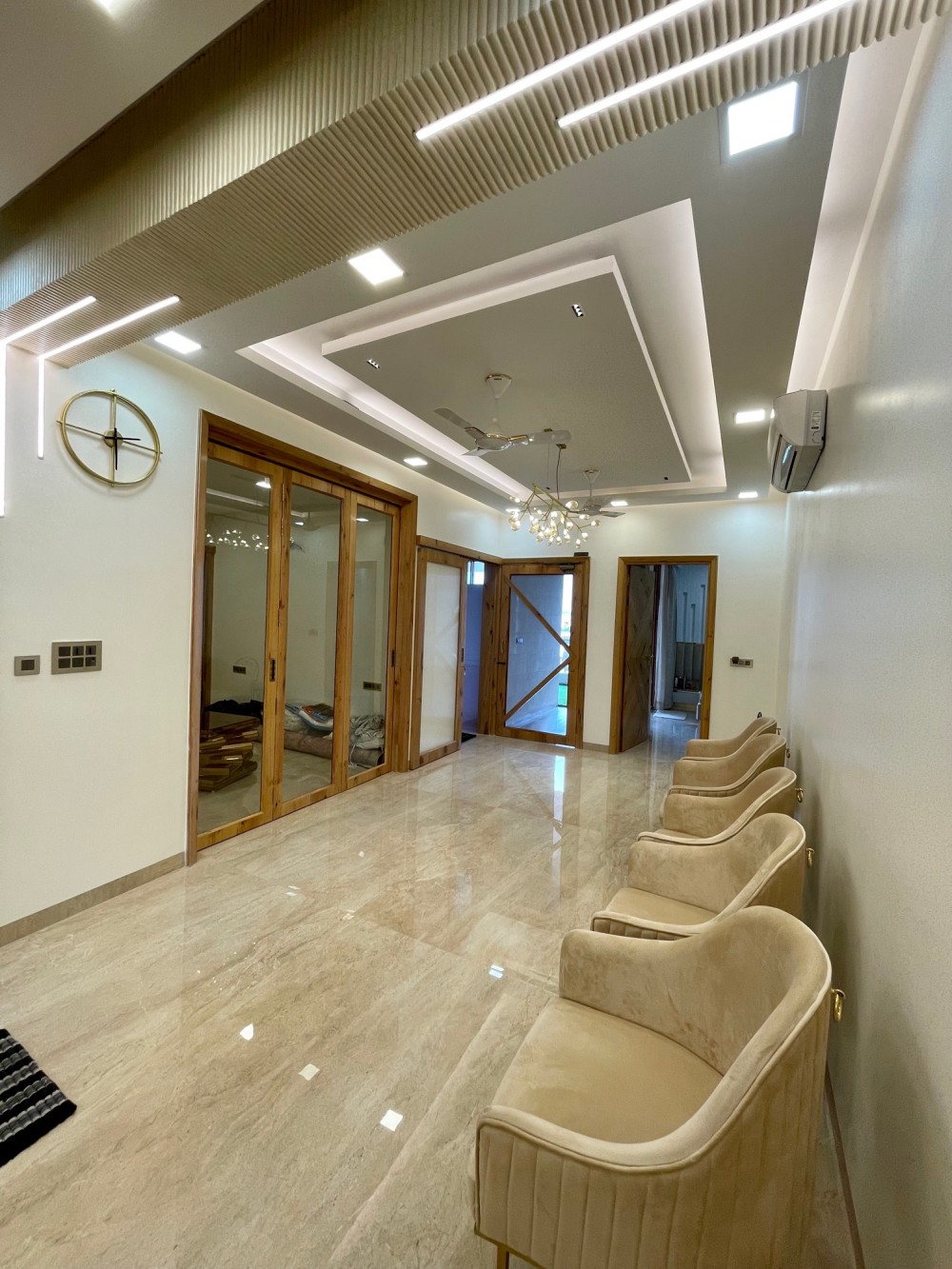 RESIDENCE FOR MR. MANISH HASSANI